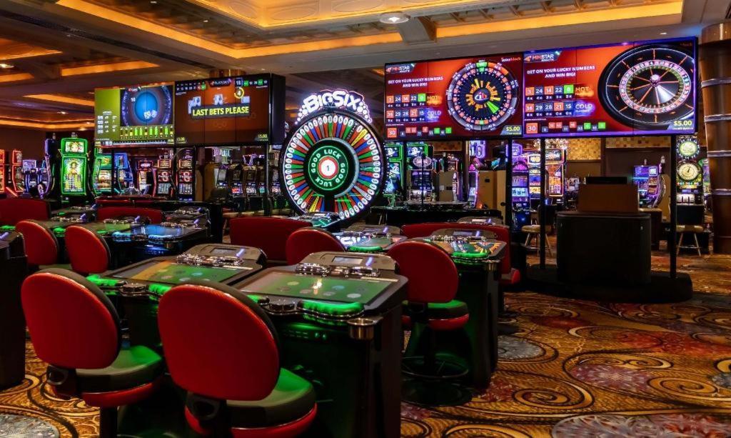 Blue Chip Casino Hotel Spa Michigan City Buitenkant foto